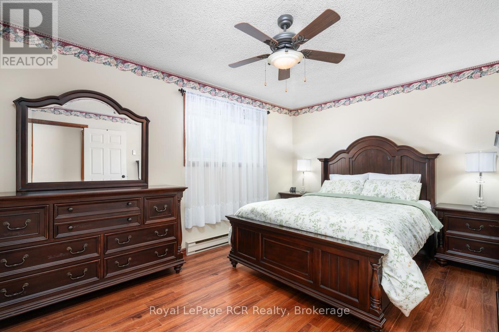 1003 Victoria Street, West Grey, Ontario  N0G 1C0 - Photo 17 - X12889374