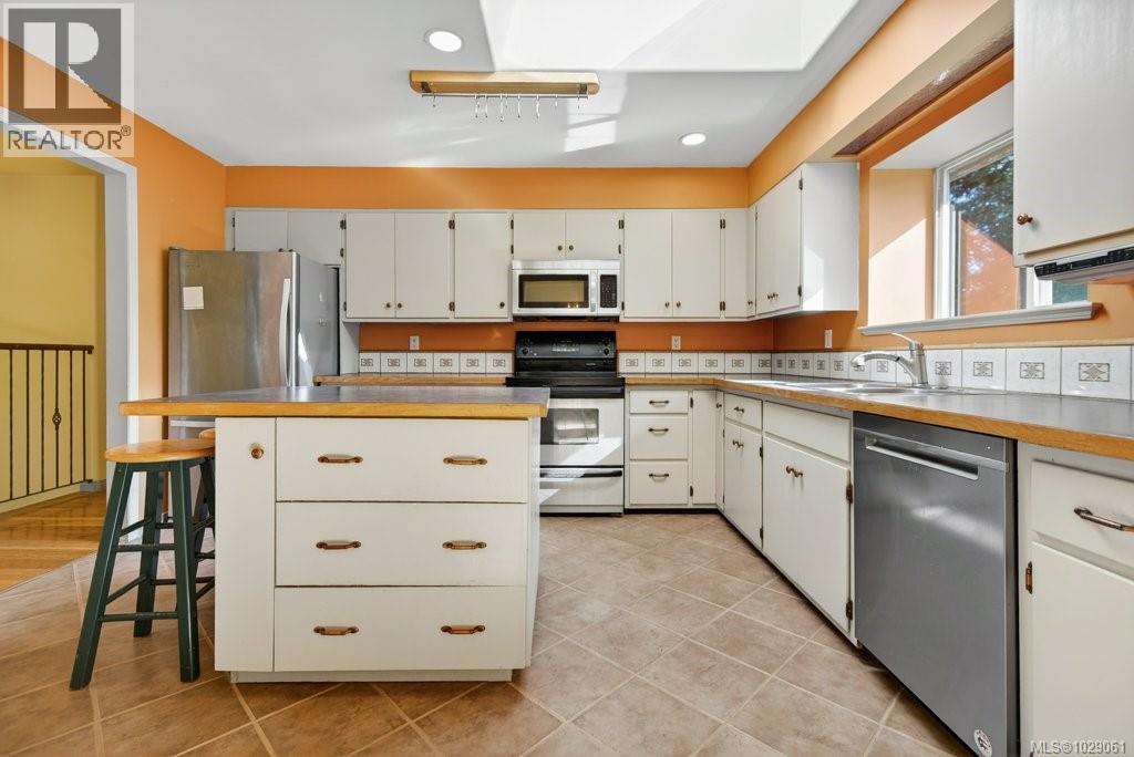 1931 Thurber Rd, Comox, British Columbia  V9M 3Z5 - Photo 21 - 1029061