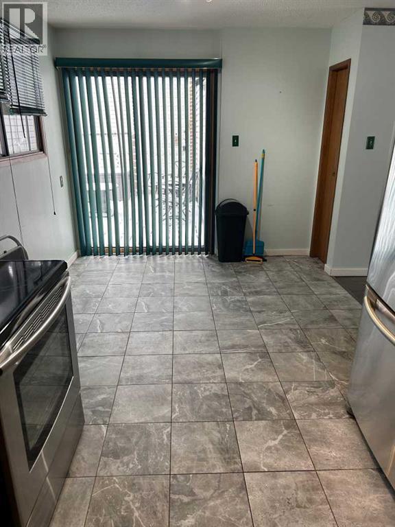 35 Strong Avenue Se, Medicine Hat, Alberta  T1B 3E8 - Photo 10 - A2266377