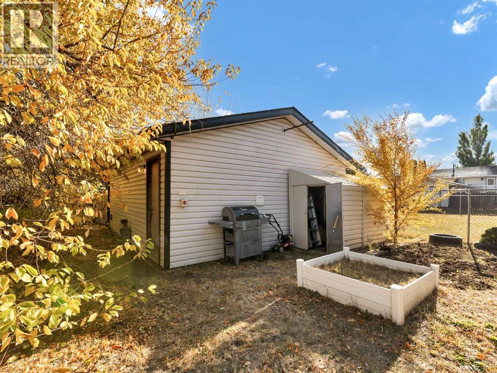 35 Strong Avenue Se, Medicine Hat, Alberta  T1B 3E8 - Photo 16 - A2266377