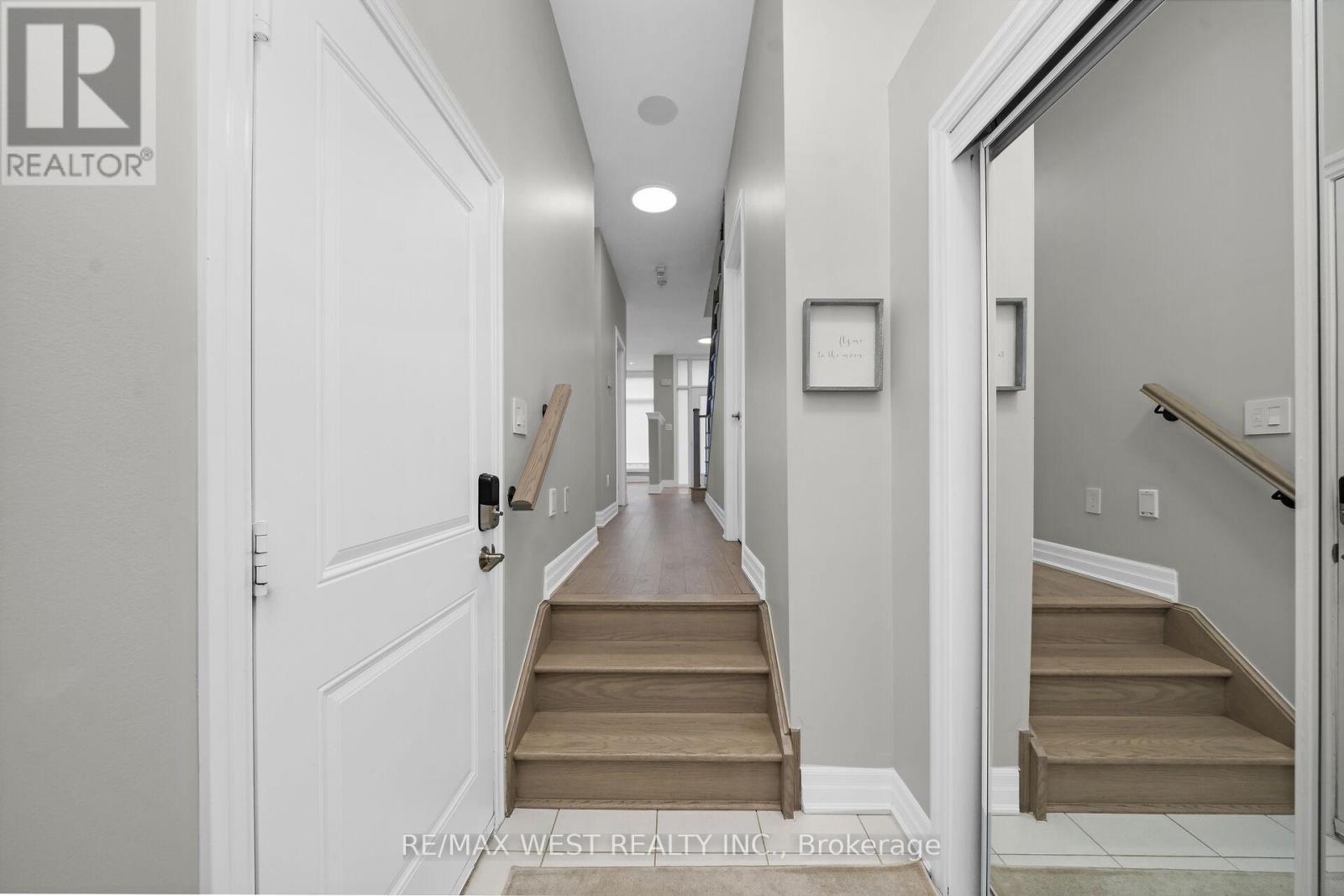 8208 Pine Valley Drive, Vaughan, Ontario L4L 0H6 - Photo 35 - N12886036