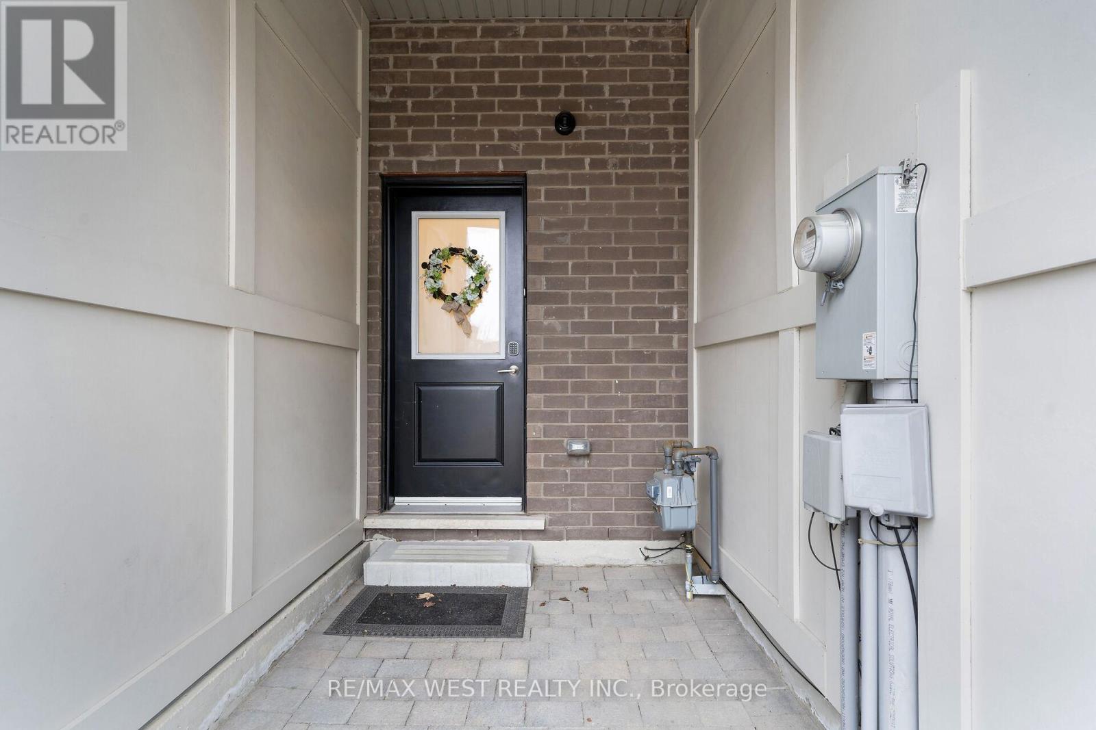 8208 Pine Valley Drive, Vaughan, Ontario L4L 0H6 - Photo 36 - N12886036