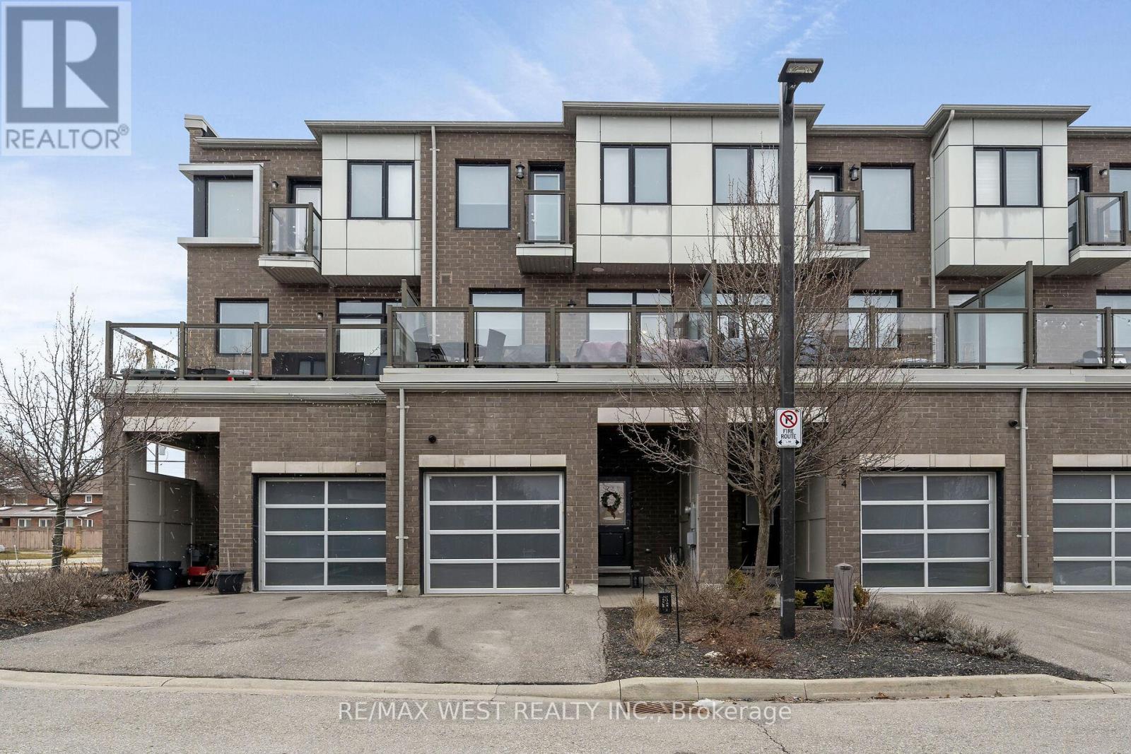 8208 Pine Valley Drive, Vaughan, Ontario L4L 0H6 - Photo 37 - N12886036