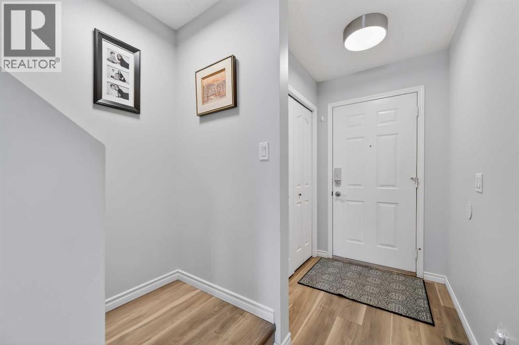 68 Douglas Glen Park Se, Calgary, Alberta  T2Z 3Z3 - Photo 2 - A2292196