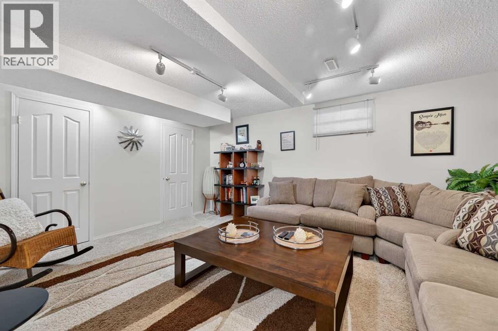 68 Douglas Glen Park Se, Calgary, Alberta  T2Z 3Z3 - Photo 26 - A2292196