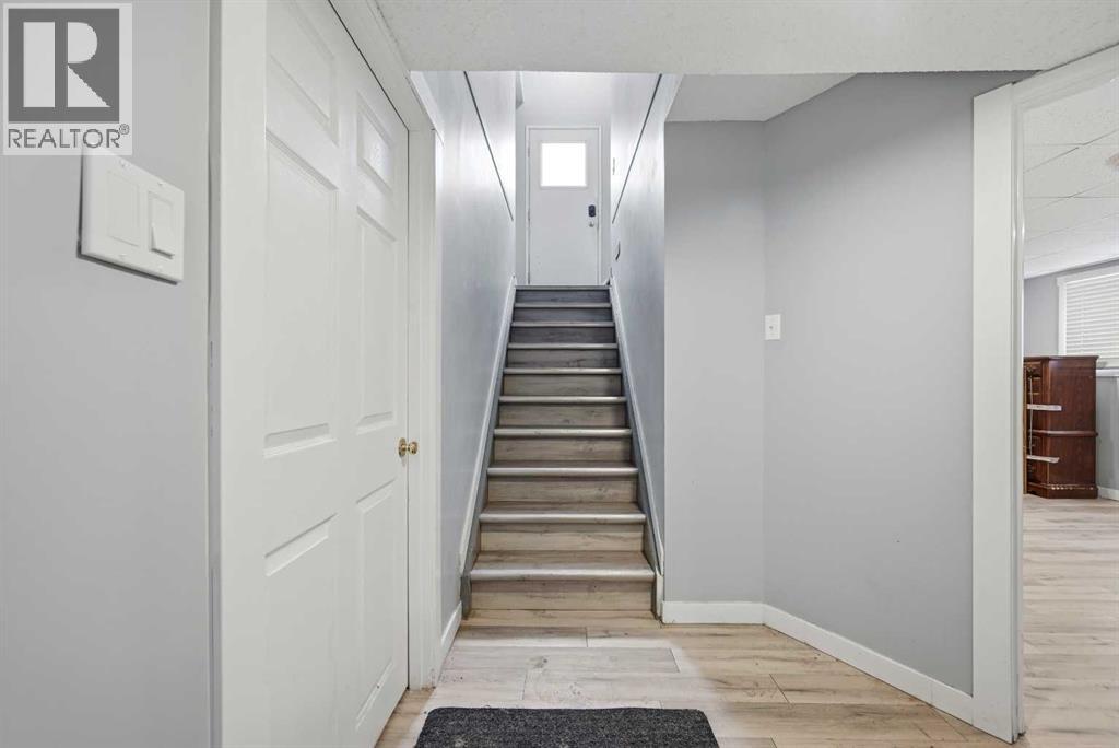 128 Ridgegate Way Sw, Airdrie, Alberta  T4B 1A9 - Photo 22 - A2293079