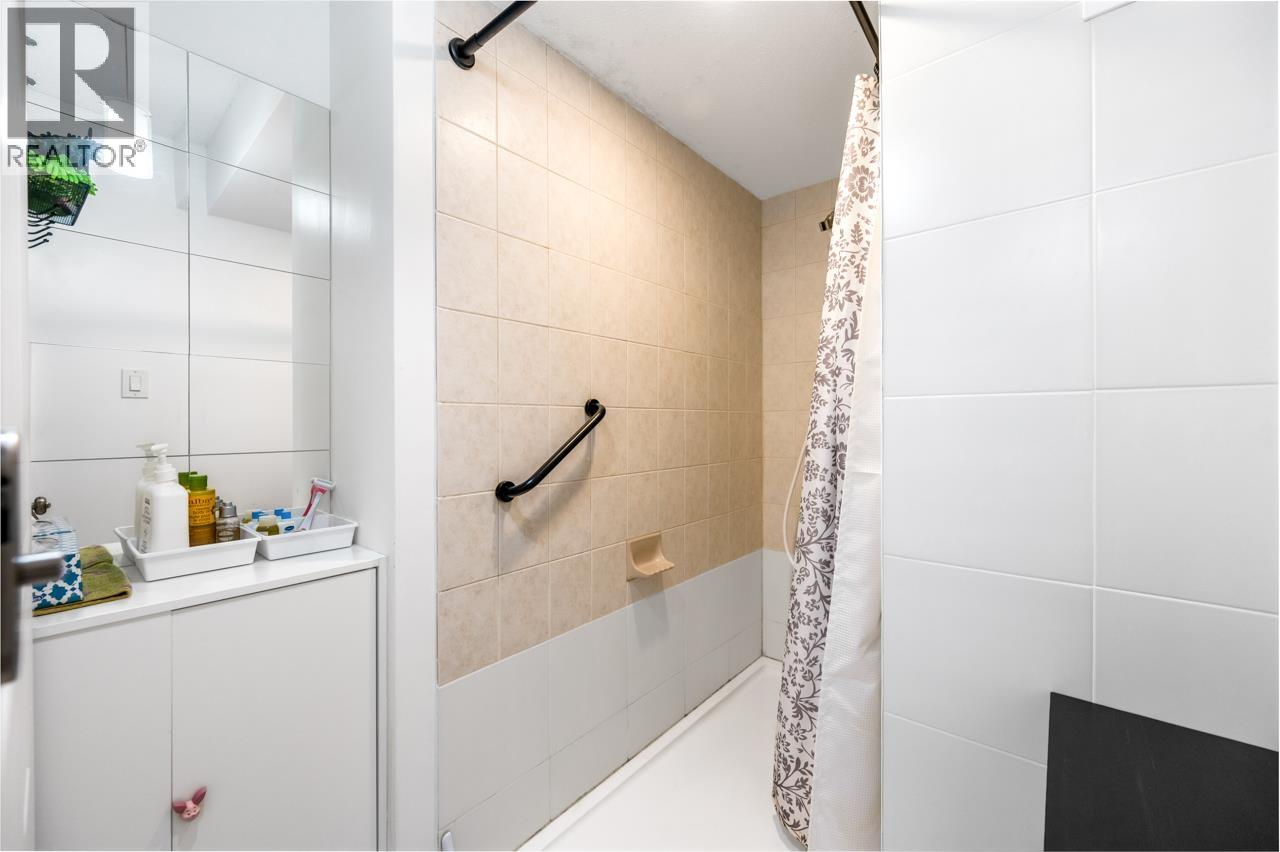 304 7100 Gilbert Road, Richmond, British Columbia  V7C 5C3 - Photo 13 - R3100069