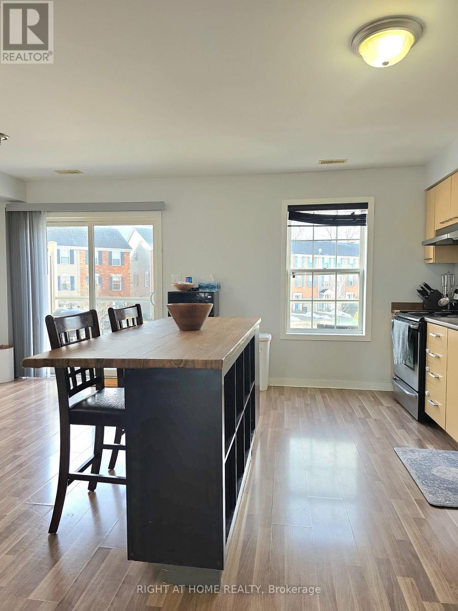 6 - 91 Coughlin Road, Barrie, Ontario  L4N 0L5 - Photo 4 - S12889352