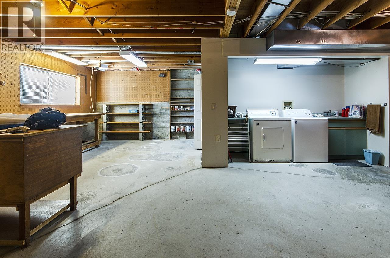 6760 Batchelor Bay Place, West Vancouver, British Columbia  V7W 3B7 - Photo 38 - R3100225