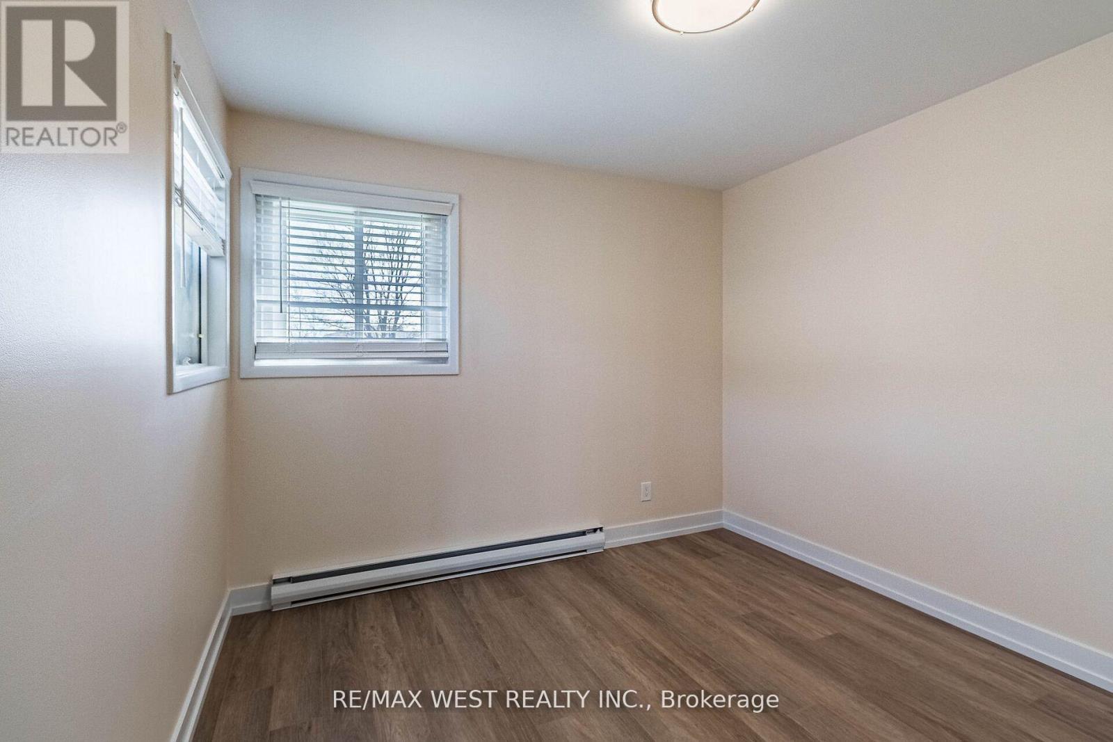 7 Highland Hill, Toronto, Ontario  M9A 2P7 - Photo 10 - W12889350