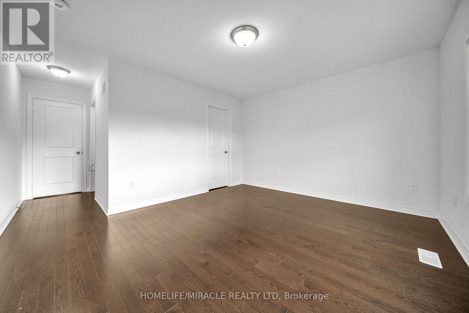 15 Finegan Circle, Brampton, Ontario  L7A 4Z7 - Photo 32 - W12889358