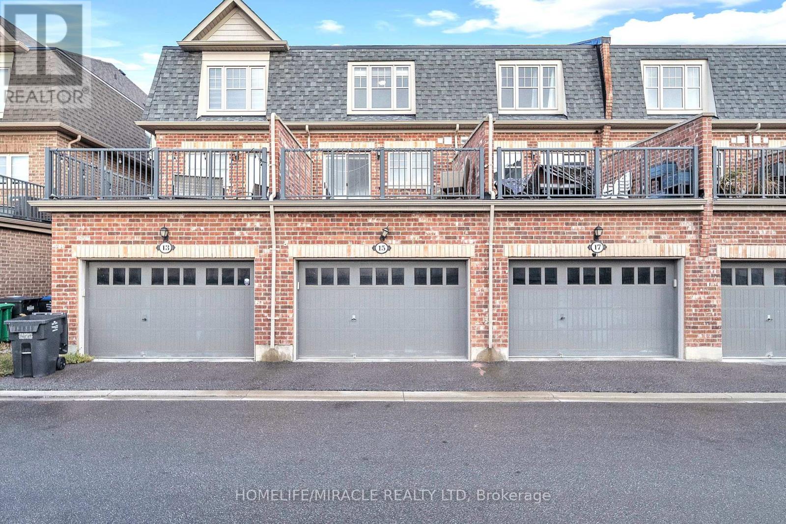 15 Finegan Circle, Brampton, Ontario  L7A 4Z7 - Photo 41 - W12889358