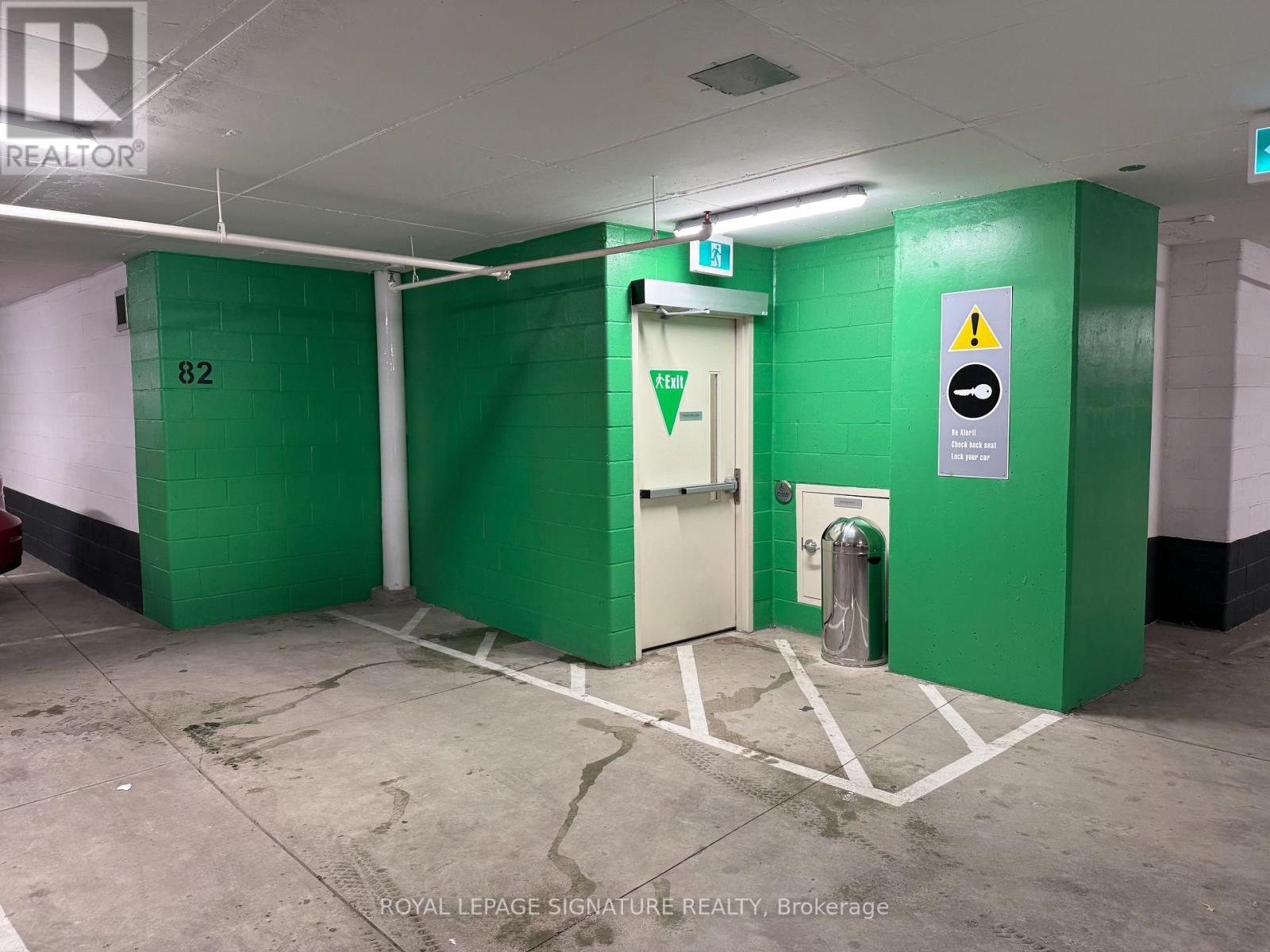 2202 - 36 Elm Drive, Mississauga, Ontario  L5R 0N3 - Photo 13 - W12889380