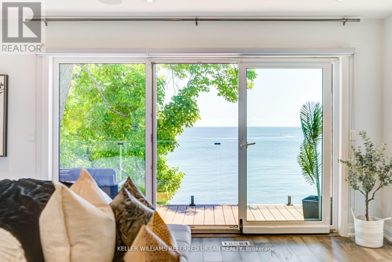 399 Lake Promenade, Toronto, Ontario  M8W 1C3 - Photo 29 - W12889386