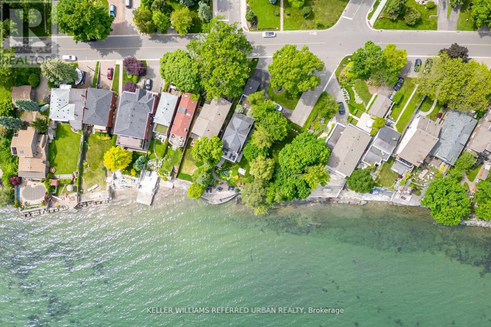 399 Lake Promenade, Toronto, Ontario  M8W 1C3 - Photo 46 - W12889386