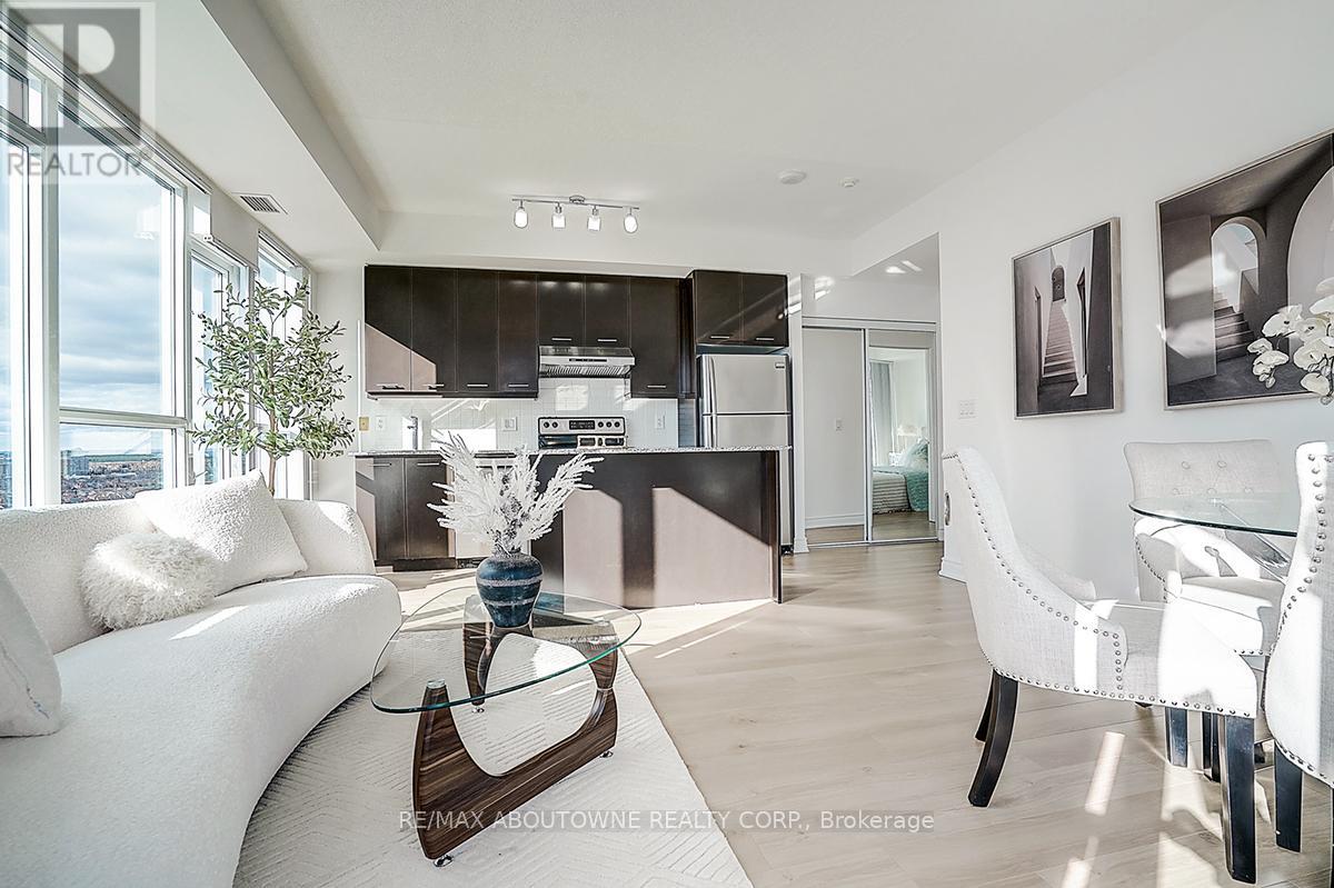 2005 - 360 Square One Drive, Mississauga, Ontario  L5B 0G7 - Photo 29 - W12889406