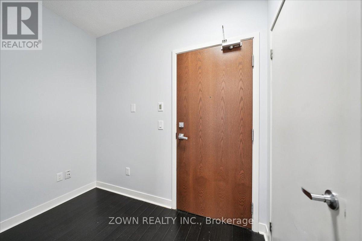 1410 - 365 Prince Of Wales Drive, Mississauga, Ontario L5B 0G6 - Photo 9 - W12889430