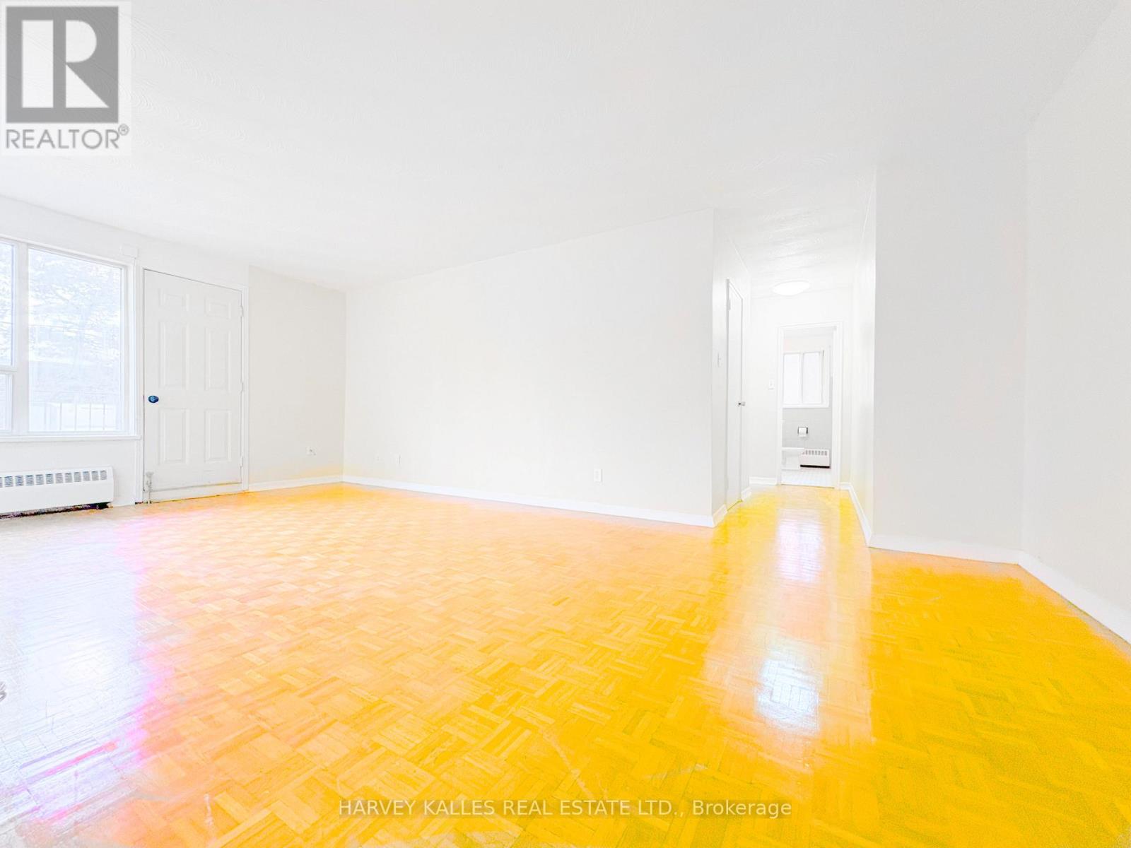 8 - 90 Blackfriar Avenue, Toronto, Ontario  M9R 3S9 - Photo 18 - W12889432