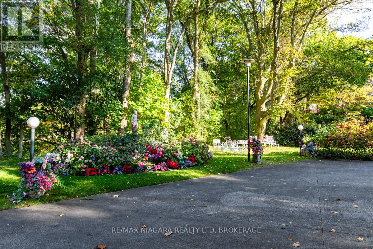 735 Lakeshore Road E, Port Colborne (Sherkston), Ontario  L3K 5V3 - Photo 6 - X12886656