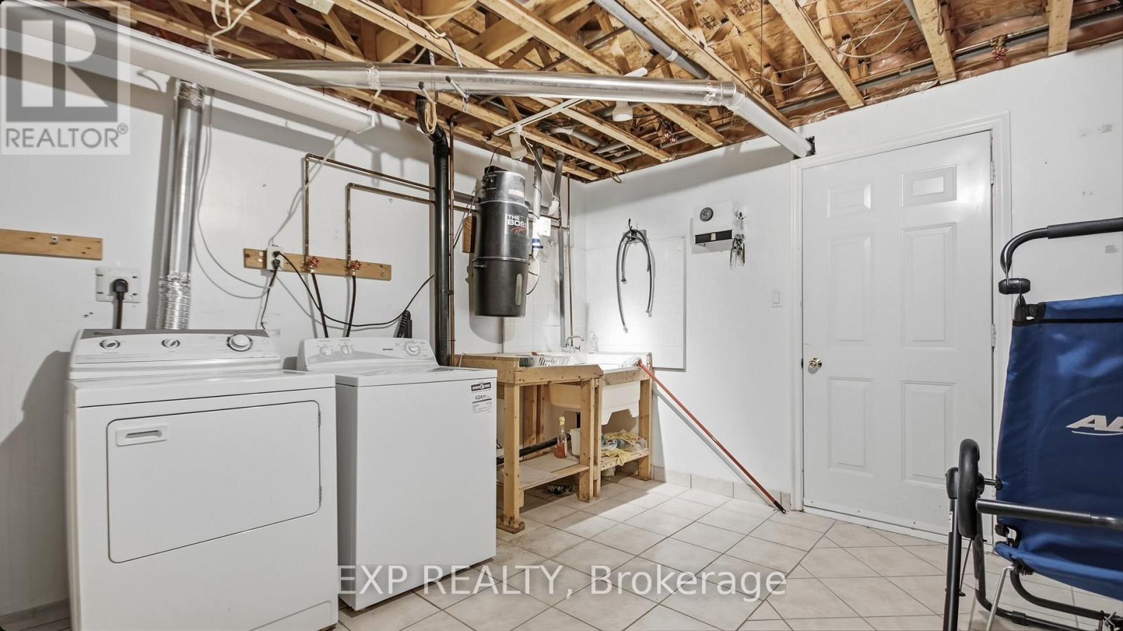 21 Chippewa Avenue, Ottawa, Ontario  K2G 1X6 - Photo 39 - X12889258