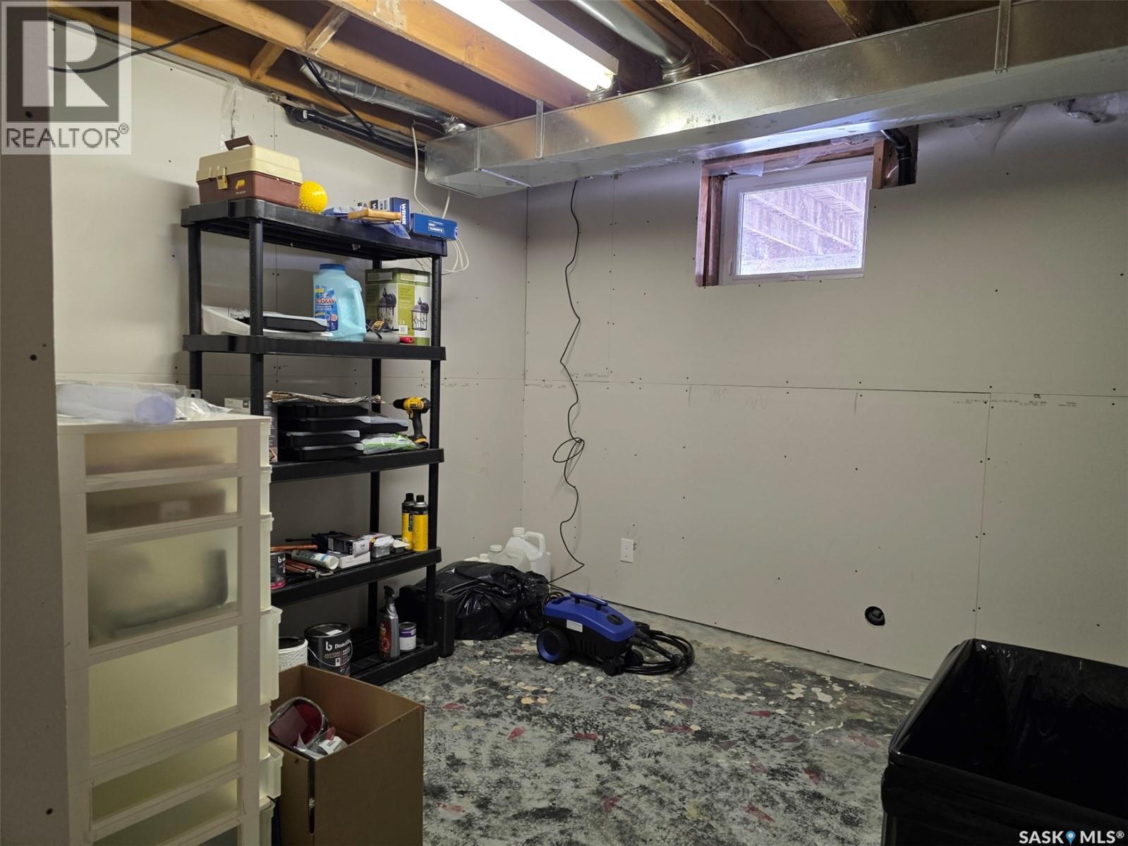 Viker Acres, Saskatchewan Landing Rm No.167, Saskatchewan  S0N 2P0 - Photo 17 - SK030563