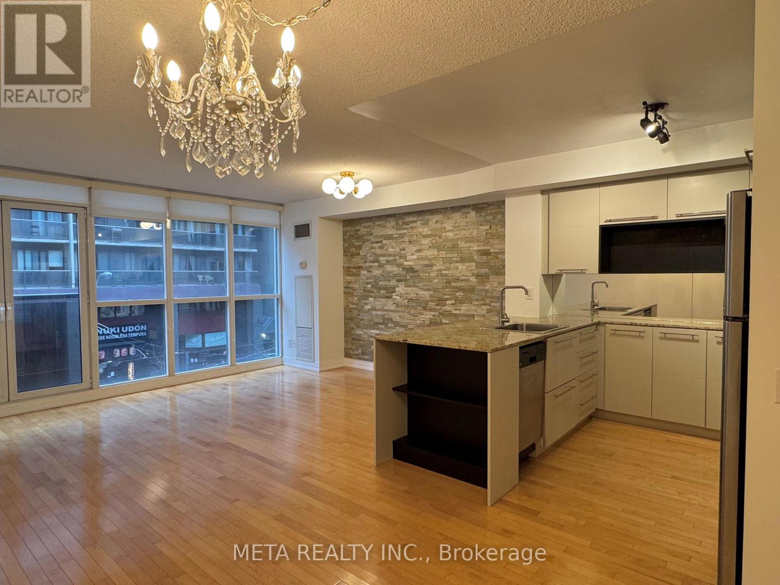 328 - 25 Carlton Street, Toronto, Ontario  M5B 1L4 - Photo 2 - C12889116