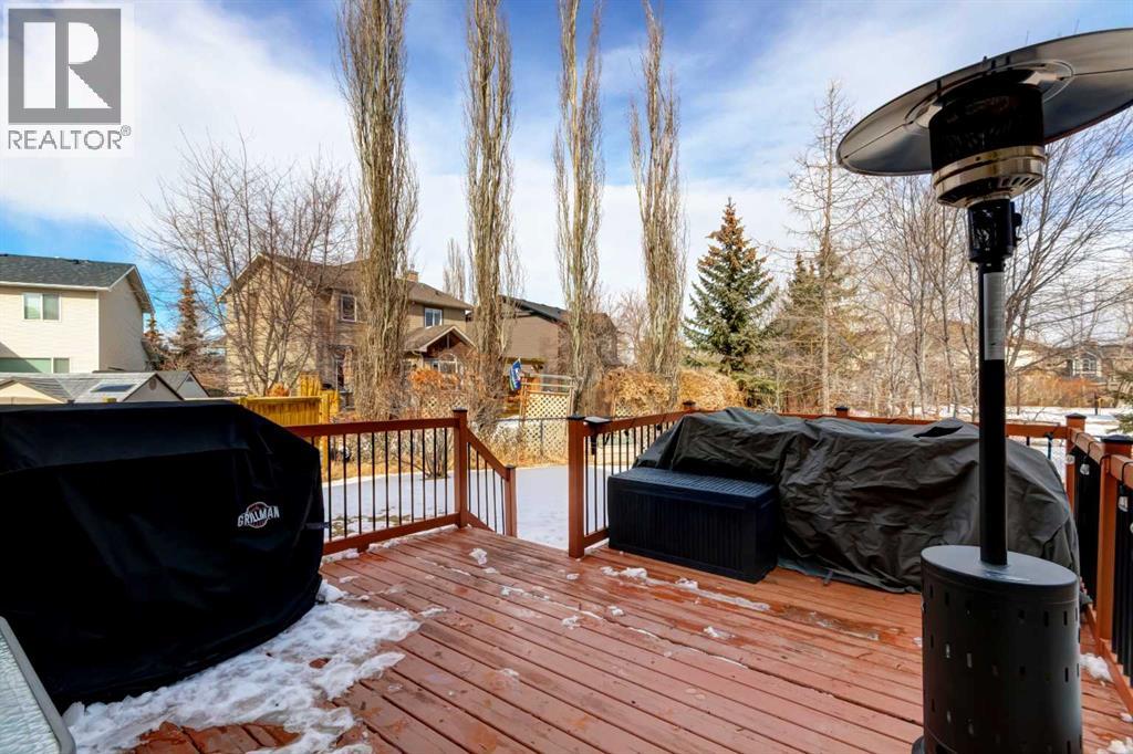 226 Cougarstone Gardens Sw, Calgary, Alberta  T3H 4W6 - Photo 32 - A2291162