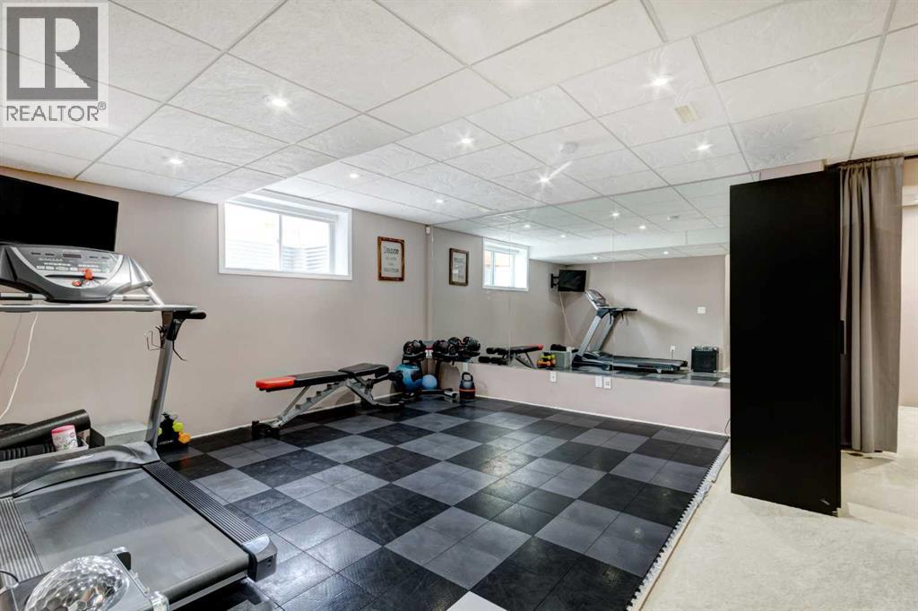 226 Cougarstone Gardens Sw, Calgary, Alberta  T3H 4W6 - Photo 26 - A2291162