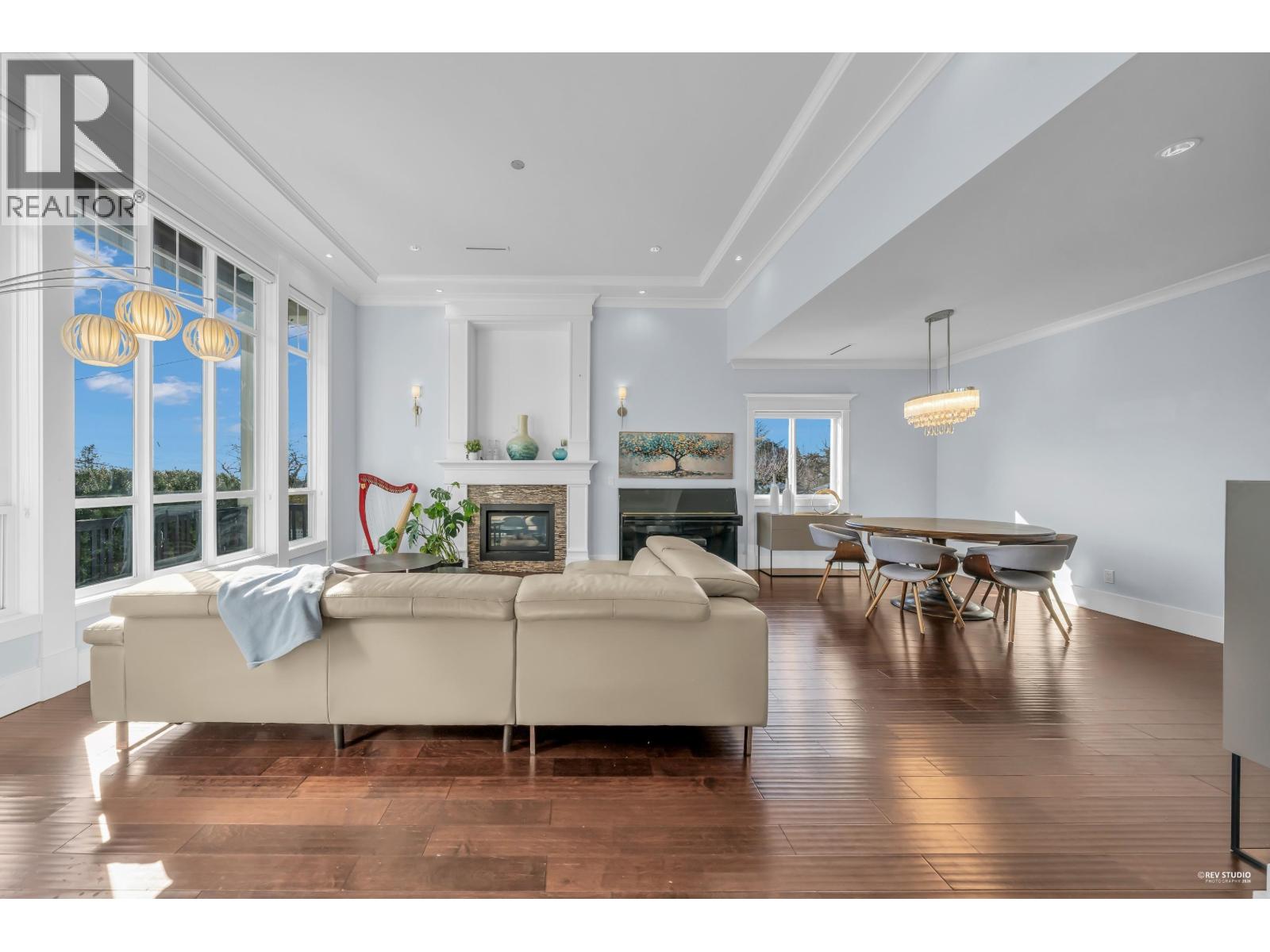 4133 Victory Street, Burnaby, British Columbia  V5J 1P6 - Photo 2 - R3100173