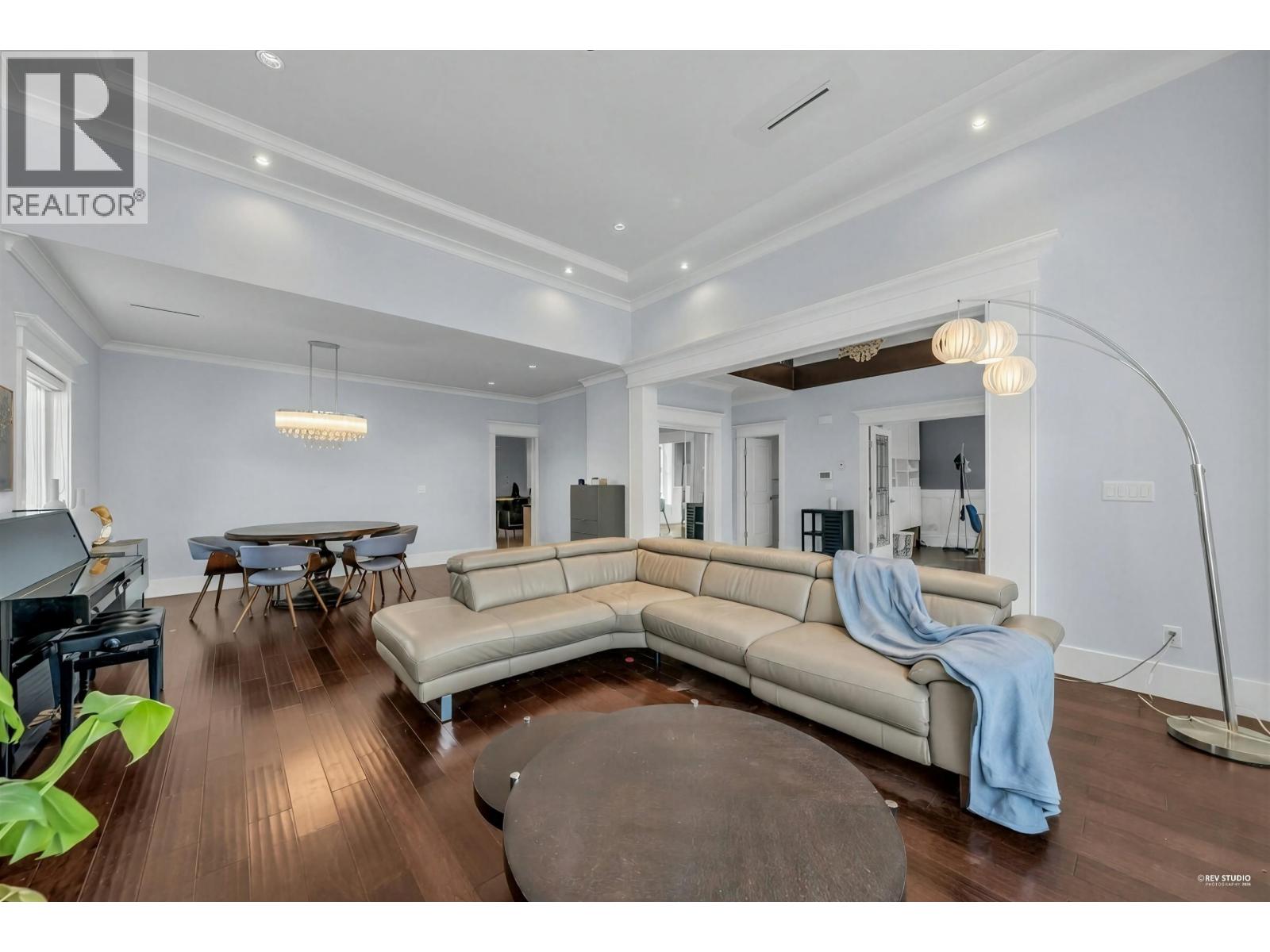 4133 Victory Street, Burnaby, British Columbia  V5J 1P6 - Photo 3 - R3100173