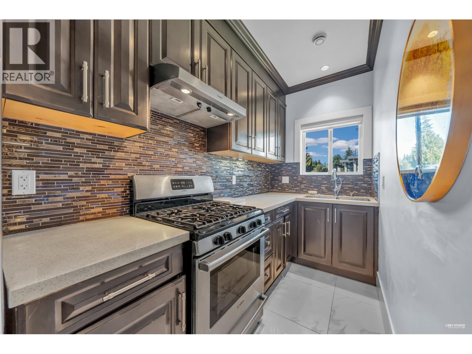 4133 Victory Street, Burnaby, British Columbia  V5J 1P6 - Photo 11 - R3100173