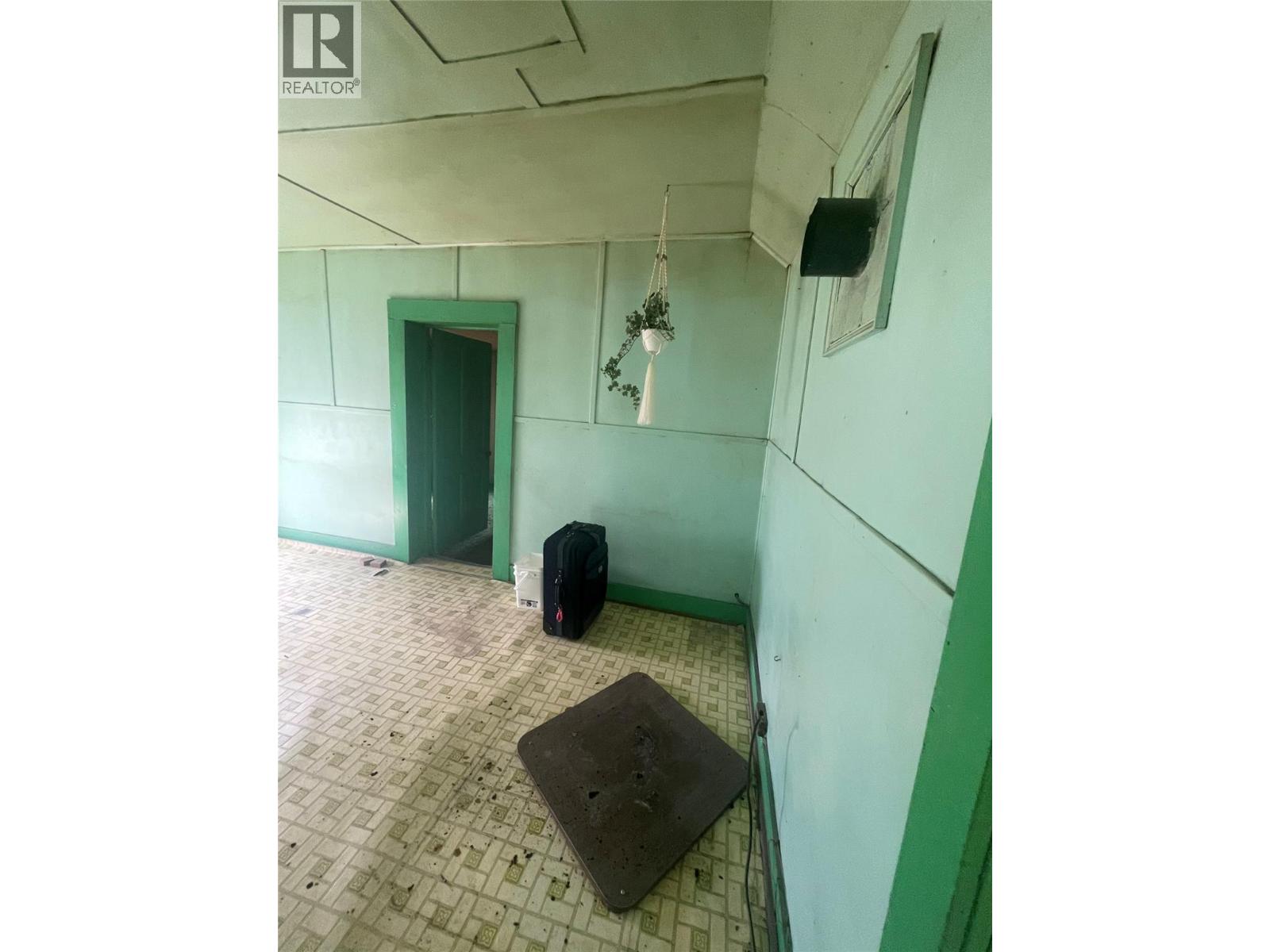 685 Russell Lane, Lillooet, British Columbia  V0K 1V0 - Photo 12 - 10379300