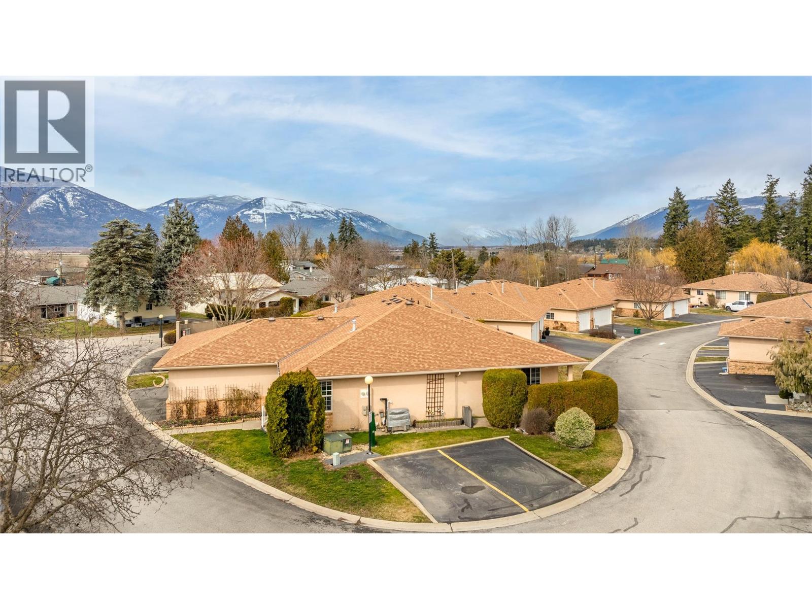 310 6th Avenue S Unit# 37, Creston, British Columbia  V0B 1G3 - Photo 1 - 10379247