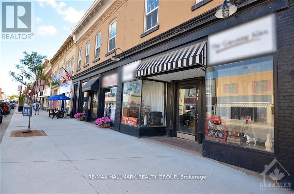 188-192 Raglan Street S, Renfrew, Ontario  K7V 1R1 - Photo 4 - X12824608