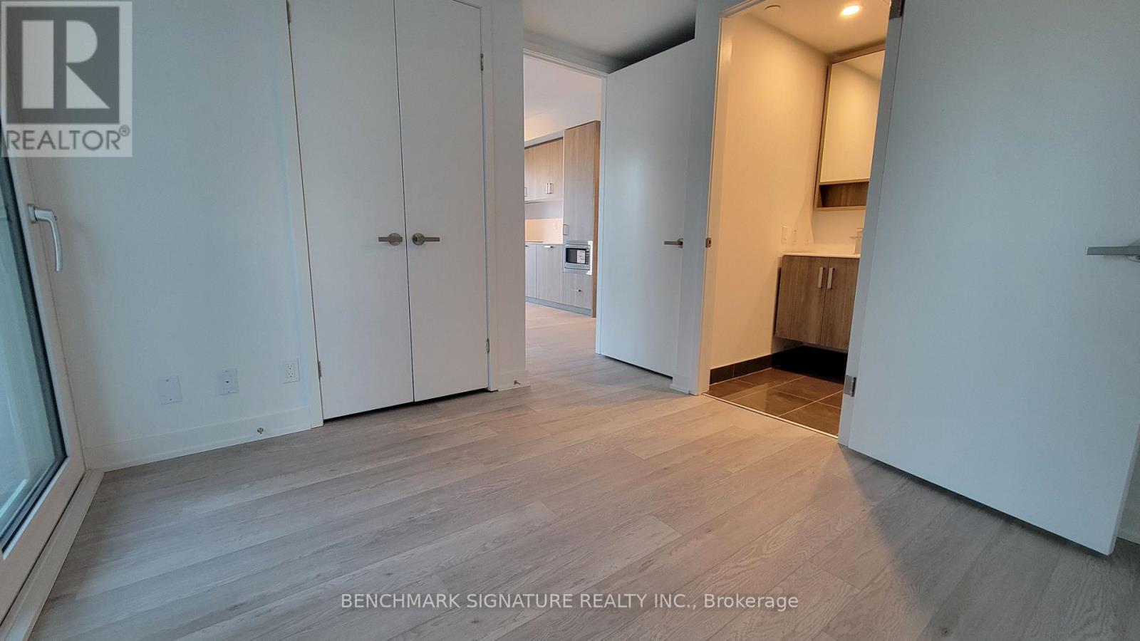 1002 - 88 Queen Street E, Toronto, Ontario  M5C 0B6 - Photo 6 - C12889462