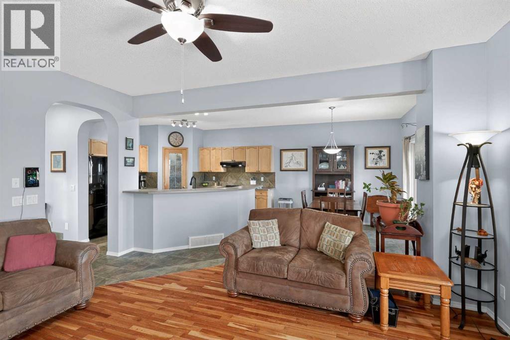 271 Silver Springs Way Nw, Airdrie, Alberta  T4B 2Y4 - Photo 10 - A2293835