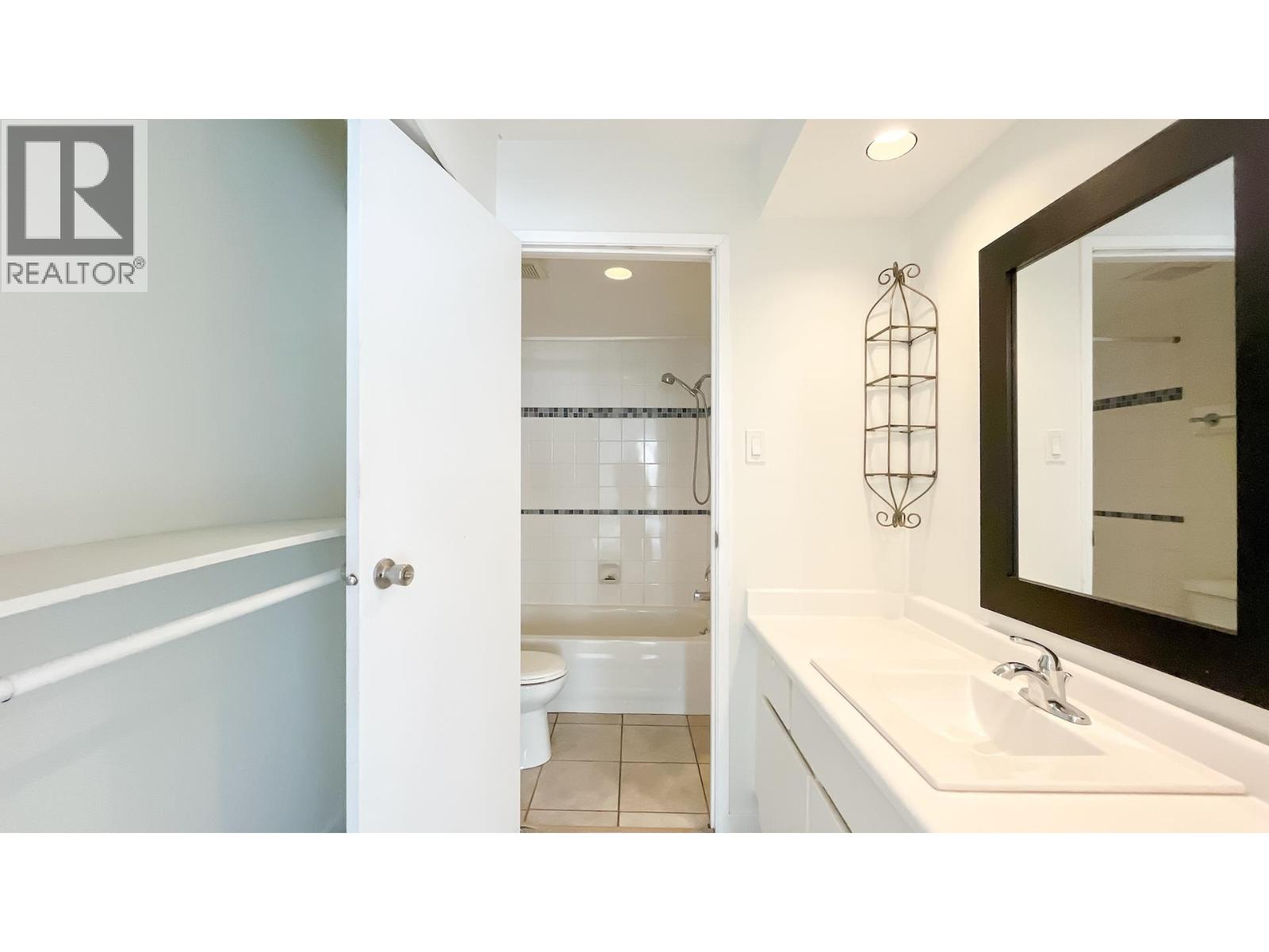 309 1500 Pendrell Street, Vancouver, British Columbia V6G 3A5 - Photo 13 - R3100312