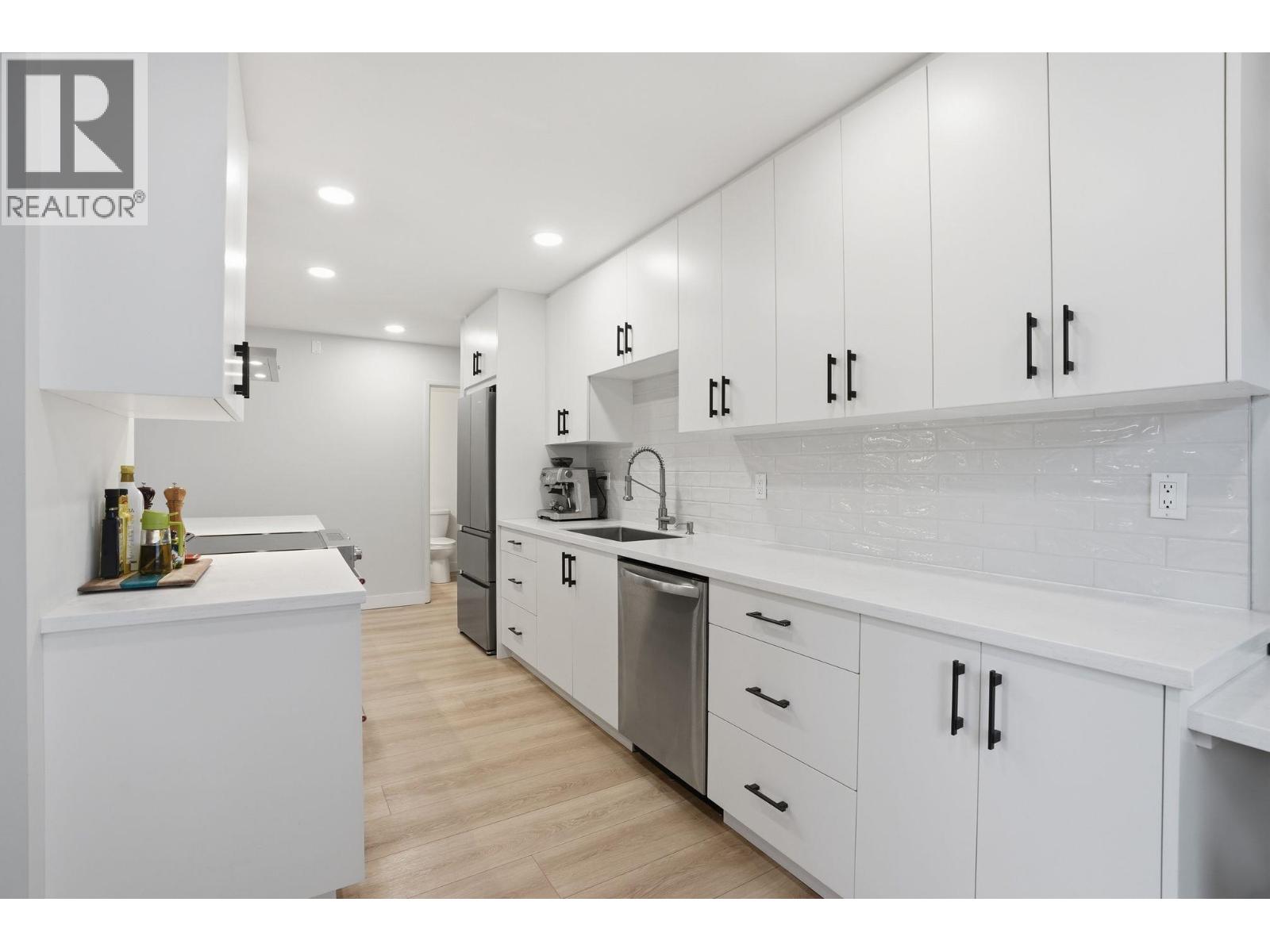 303 1516 Charles Street, Vancouver, British Columbia  V5L 2T1 - Photo 14 - R3100319