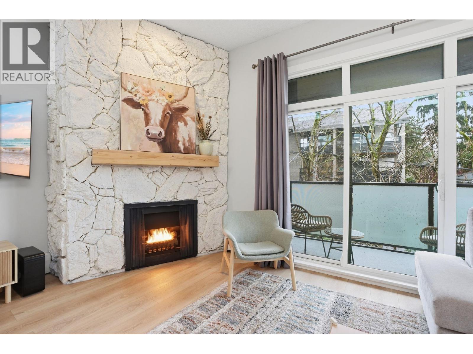 303 1516 Charles Street, Vancouver, British Columbia  V5L 2T1 - Photo 4 - R3100319