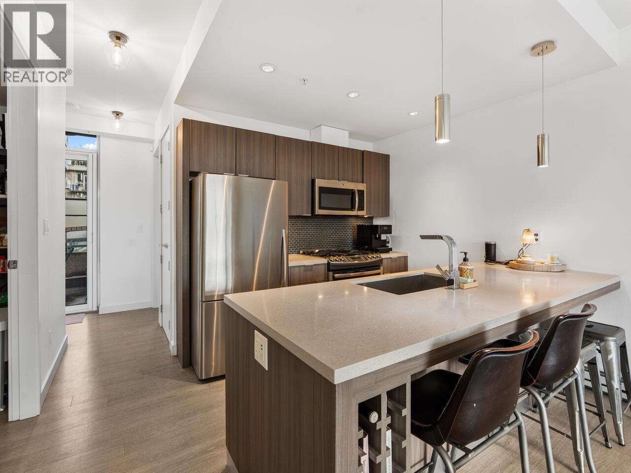 201 1788 Ontario Street, Vancouver, British Columbia  V5T 0G3 - Photo 5 - R3100331