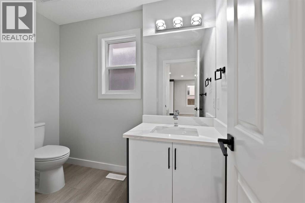 81 Saddlecrest Green Ne, Calgary, Alberta  T3J 5N4 - Photo 8 - A2282129