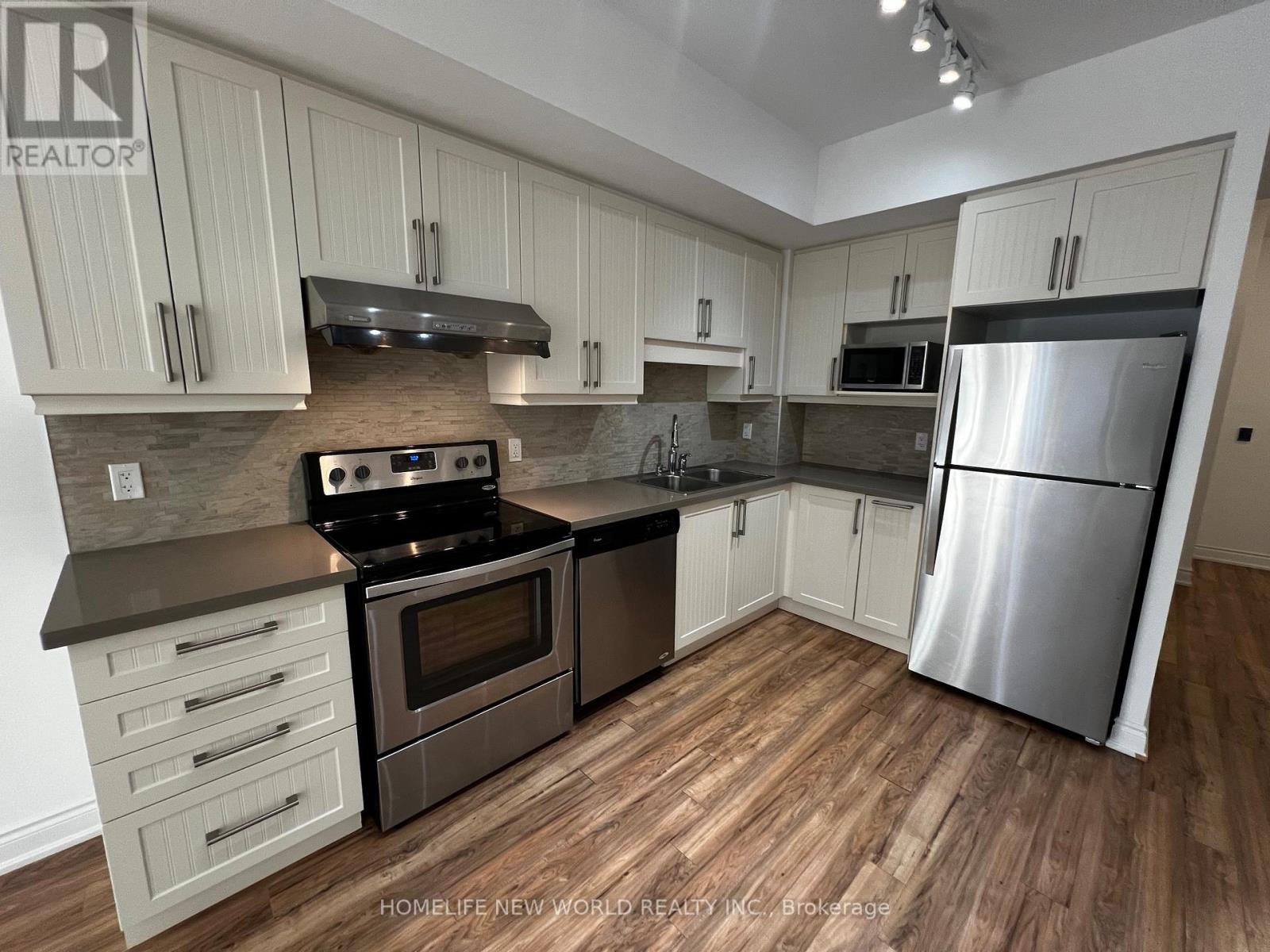 603 - 38 Cedarland Drive, Markham, Ontario  L6G 0H3 - Photo 2 - N12889436