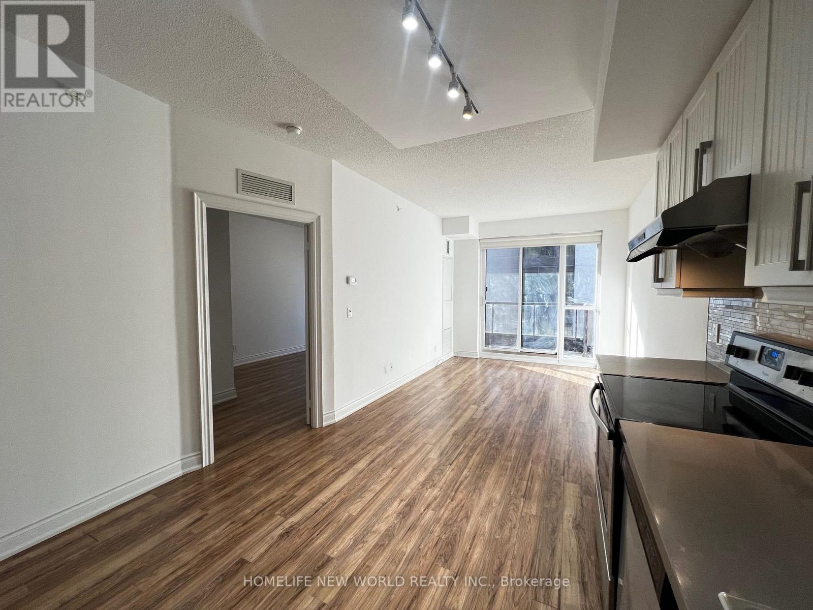 603 - 38 Cedarland Drive, Markham, Ontario  L6G 0H3 - Photo 8 - N12889436