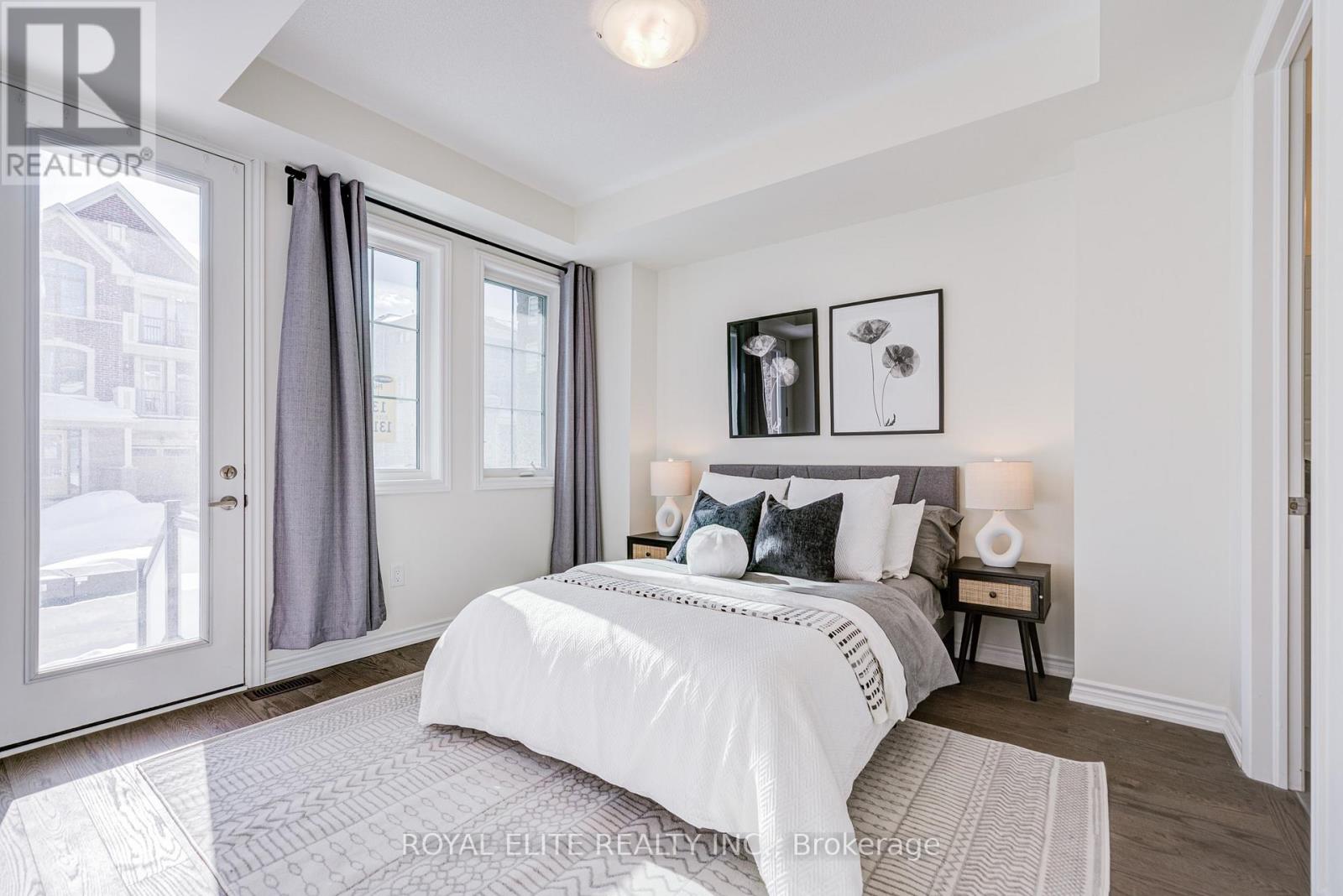 97 Thomas Frisby Jr Crescent, Markham, Ontario  L6C 3L2 - Photo 5 - N12889438