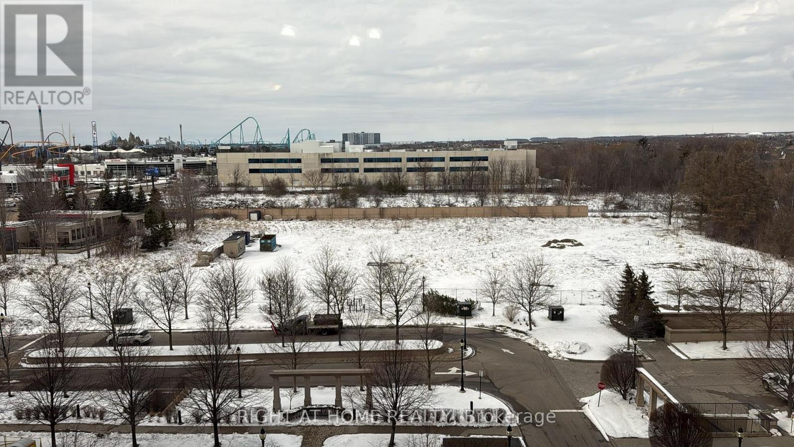 701 - 9245 Jane Street, Vaughan, Ontario  L6A 0J9 - Photo 12 - N12889444