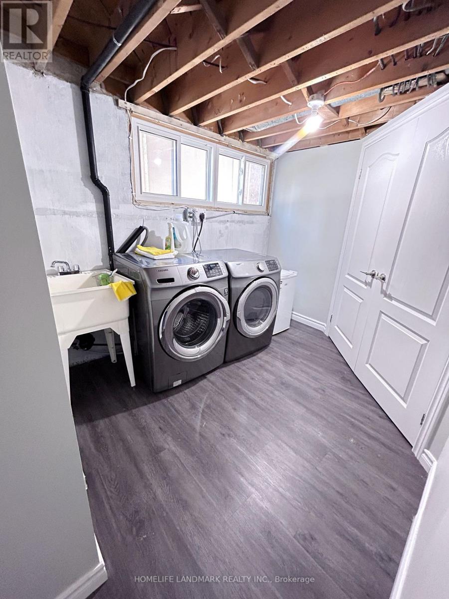 47 Gentry Crescent, Richmond Hill, Ontario  L4C 2G8 - Photo 13 - N12889452