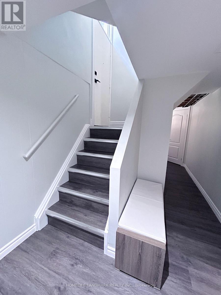 47 Gentry Crescent, Richmond Hill, Ontario  L4C 2G8 - Photo 14 - N12889452