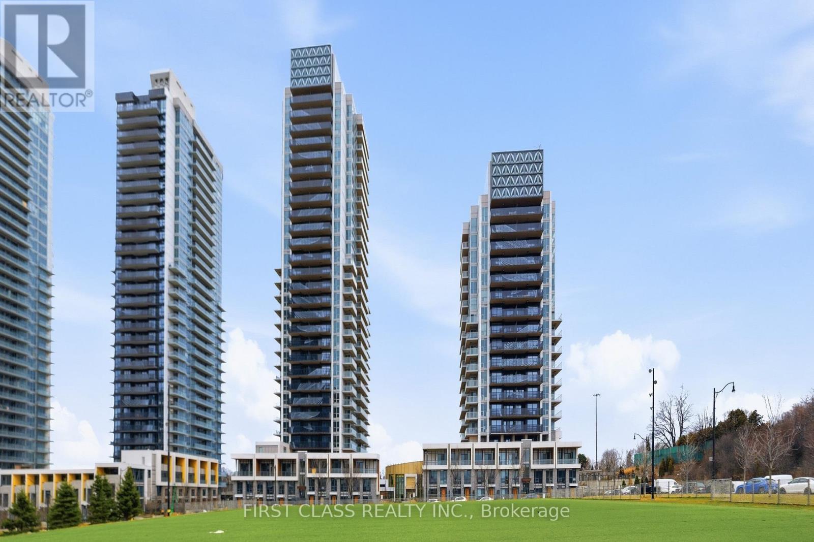 815 - 27 MCMAHON DRIVE, Toronto, Ontario