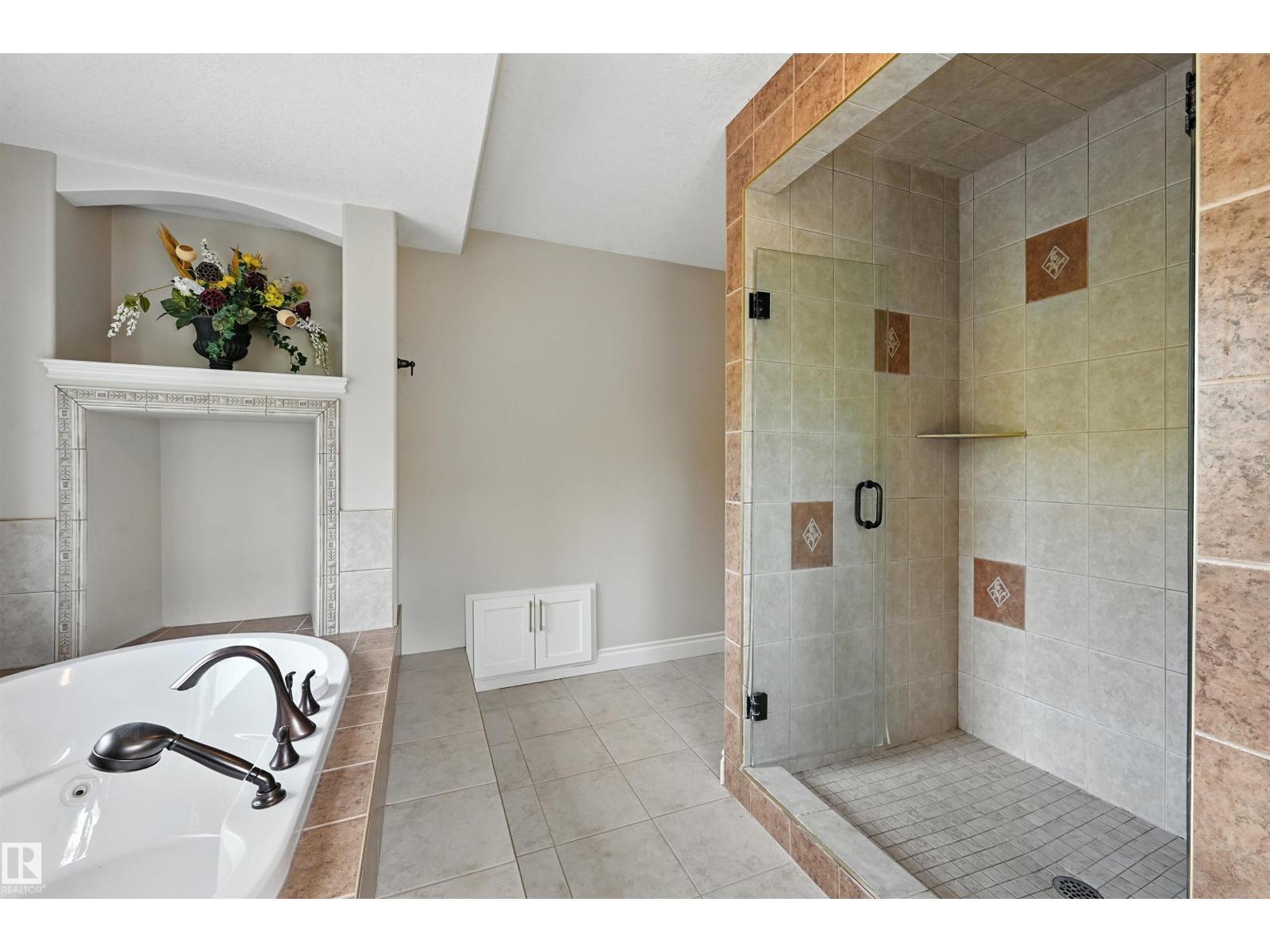 2426 Martell Cr Nw, Edmonton, Alberta  T6R 0C7 - Photo 42 - E4473455