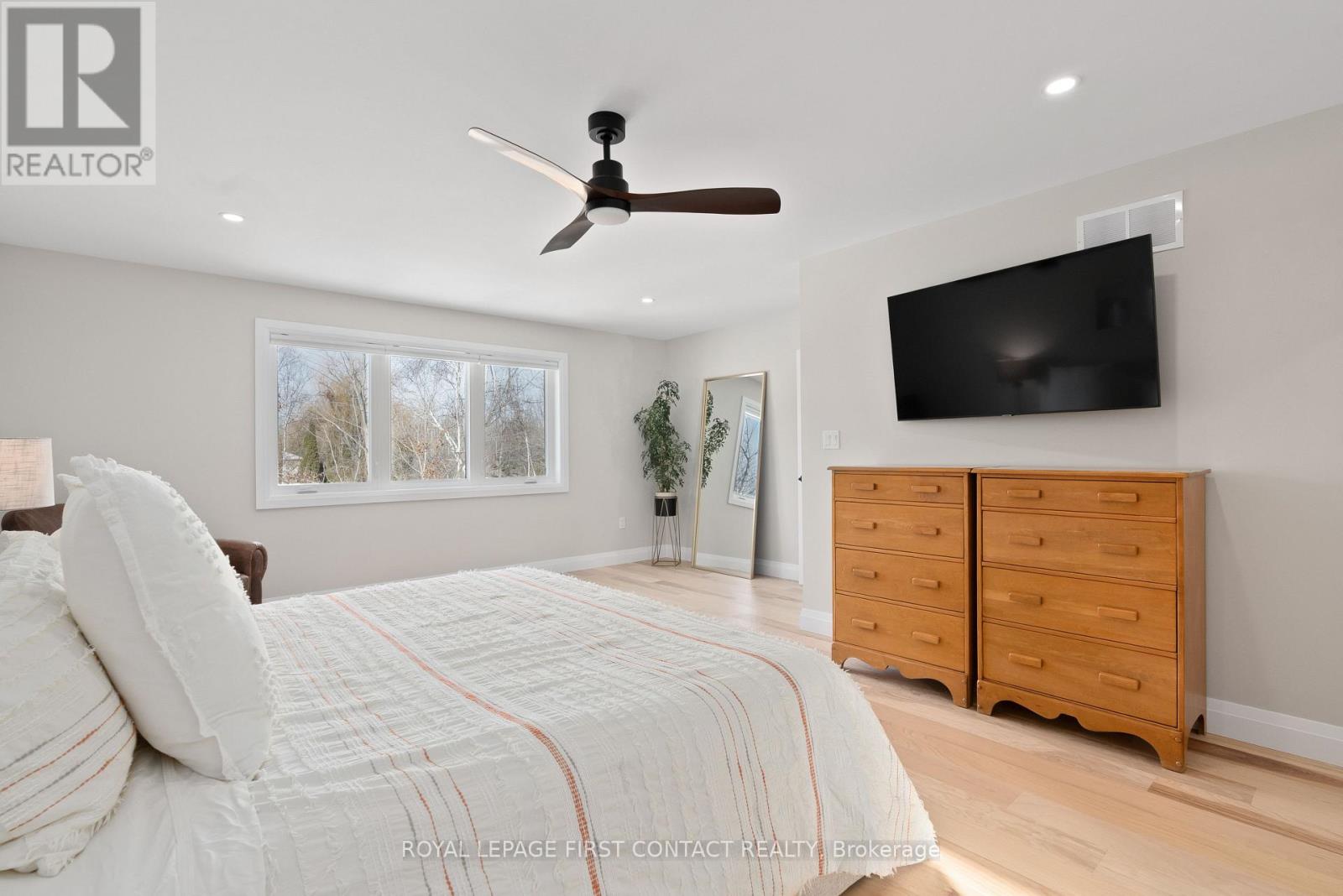 18 Lakeview Road, Oro-Medonte, Ontario  L0L 2E0 - Photo 27 - S12657214